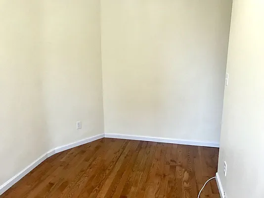 Rented by Voro New York | media 51