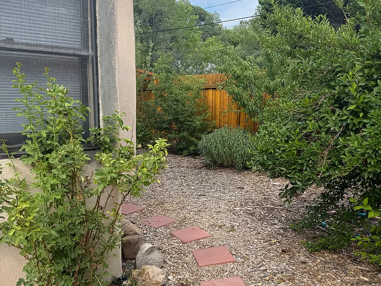 324 Montoya St — Photo 12