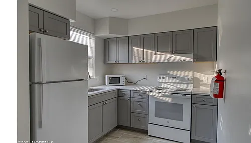 79B Milford Ave #B Photo 1