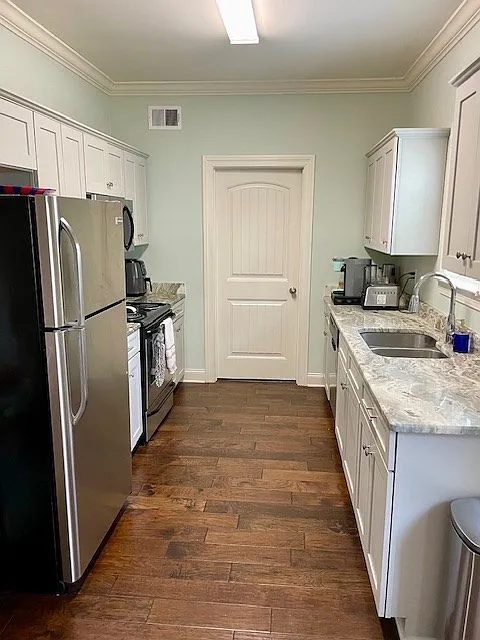 122 Robbins Cir — Photo 4