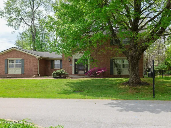 2426 Chattesworth Ln, Old Brownsboro Place, KY 40242