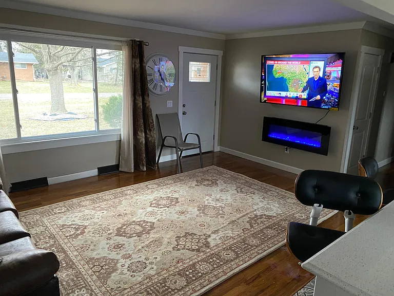 3635 Butternut Ln — Photo 3