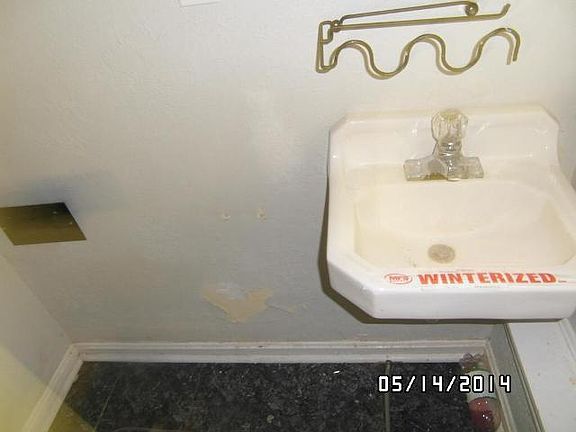 3rd image of 1701 Sagamore Dr