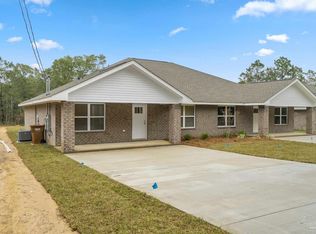 6876/6878 Trailride N, Milton, FL 32570