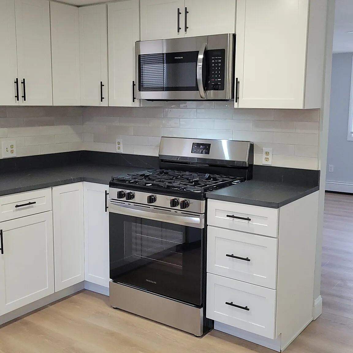 2 bed, 2.0 bath, 1457 sqft, $3,500 — Photo 4