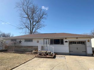 500 Ten Mile Creek Rd, Metamora, IL 61548