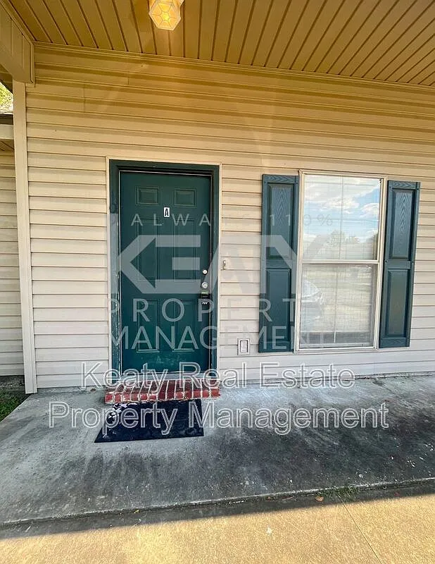 2 bed, 2.0 bath, 1000 sqft, $975 — Photo 1