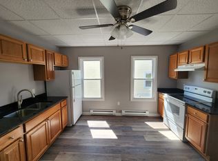 421 Beade St #421, Plymouth, PA 18651