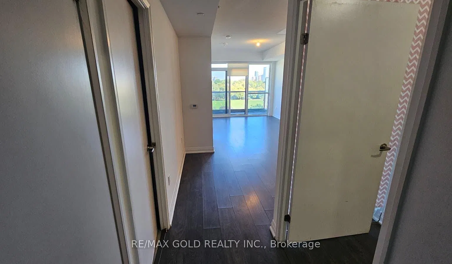 3 bed, $2,600 — Photo 1