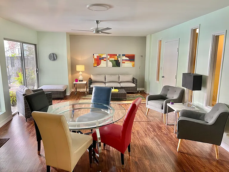 1907 Robinson Ave #3001 — Photo 17