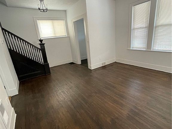 3rd image of 2320 Althen Ave