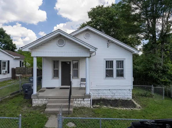 30 Locust St, Walton, KY 41094