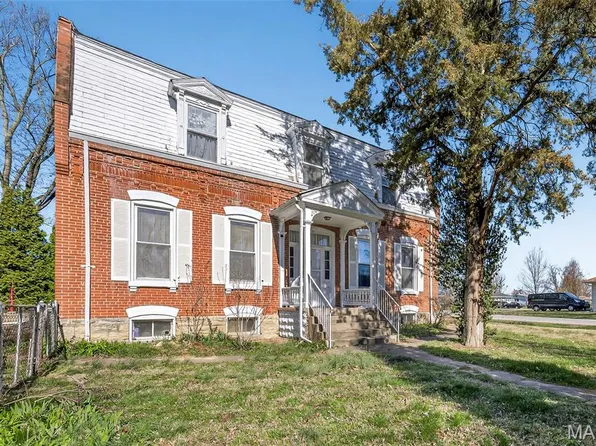 16 Maple St, Saint Peters, MO 63376