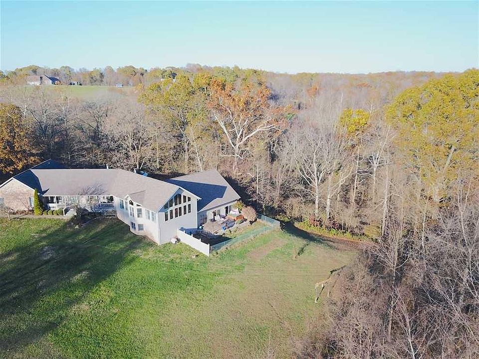 2nd image of 2406 N Warren Rd