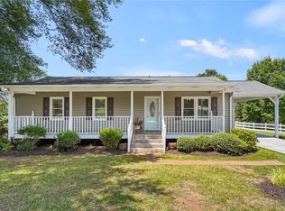 123 Bass Dr, Fair Play, SC 29643