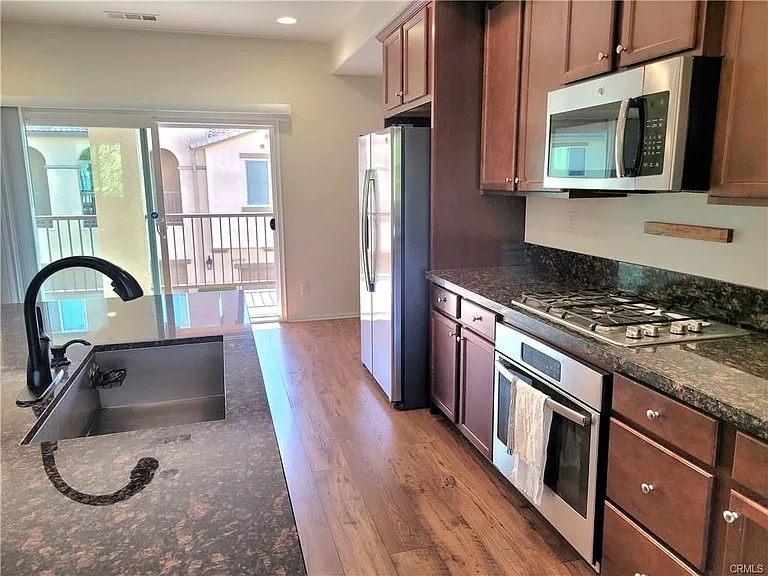 40955 Belleray Ave — Photo 16