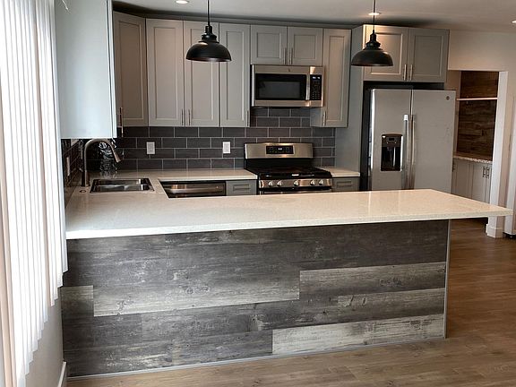 3rd image of 4025 W Adams Blvd Unit 1