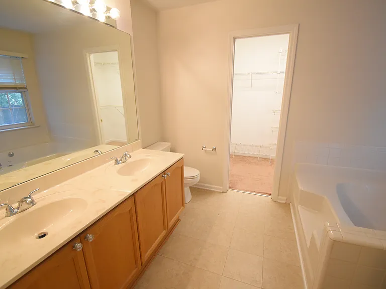 3704 Wind Ridge Pl — Photo 23
