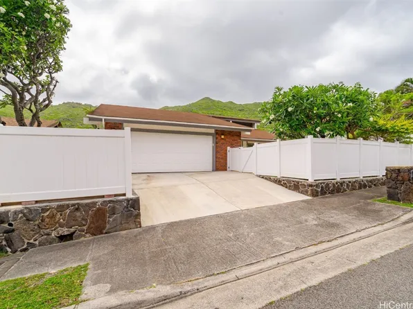 1360 Kaeleku St, Honolulu, HI 96825