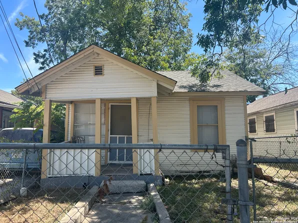 304 SW 19TH ST, San Antonio, TX 78207