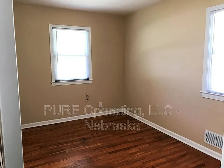 3341 S 89th St — Photo 12