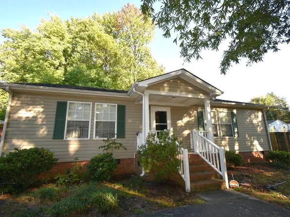 924 Kilby St, Burlington, NC 27215