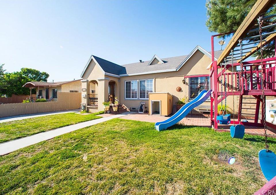 1st image of 4923 E 60th Pl