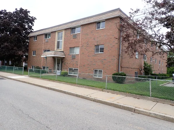 25 Pond St #34, Waltham, MA 02451