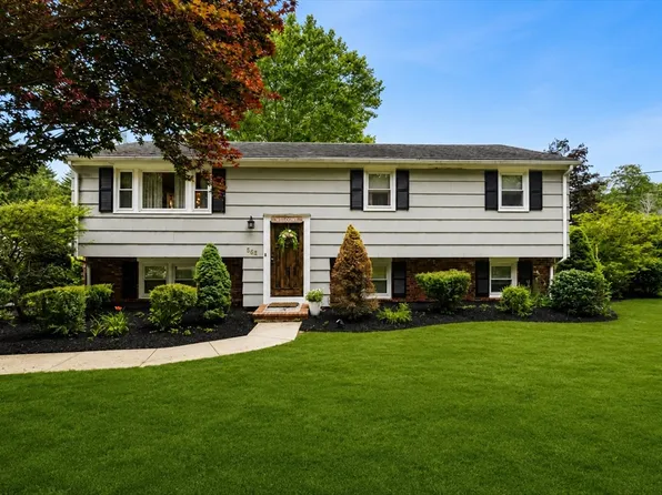 563 Summer St, East Bridgewater, MA 02333