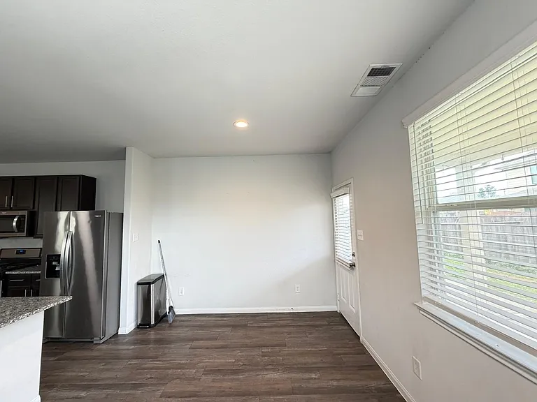 25048 Adams Canyon Dr — Photo 10