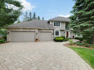 855 Park Place Dr, Mendota Heights, MN 55118