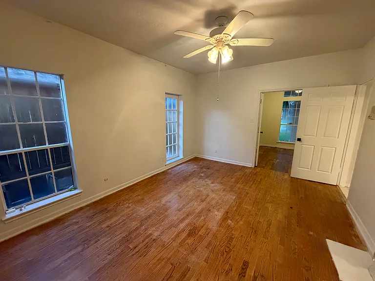 7218 Holder Forest Ct — Photo 40
