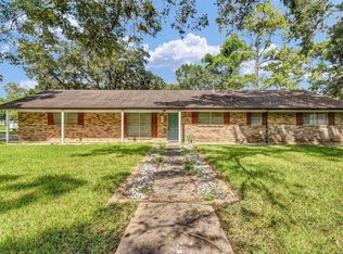 404 S 14th St, West Columbia, TX 77486