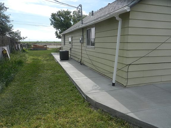 New Roof gutters to French d