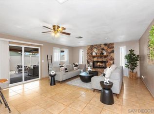 330 W Thornton Ave, Hemet, CA 92543