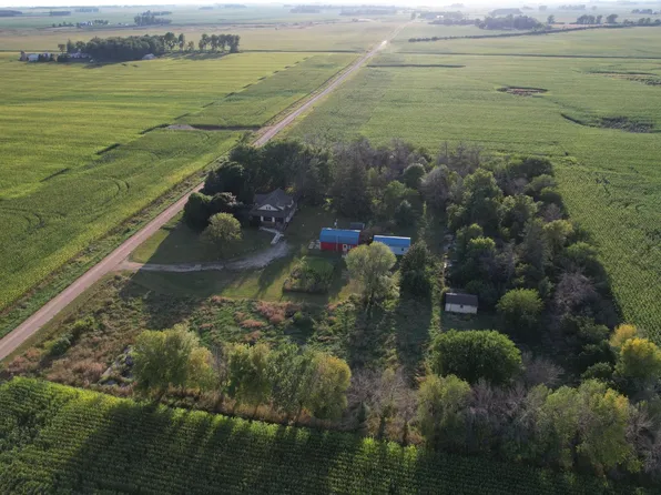 31342 230th St, Worthington, MN 56187