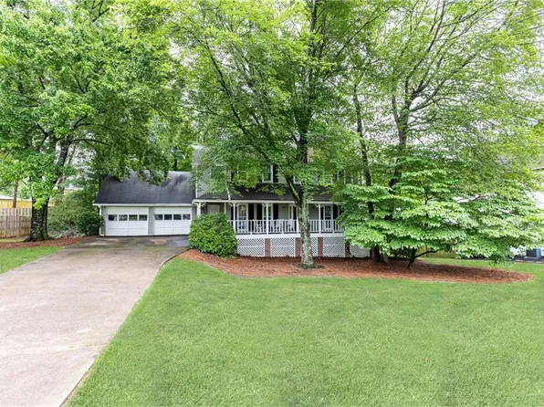 511 Pine Springs Trl SE, Marietta, GA 30067