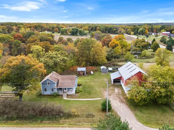 7432 COUNTY ROAD A, Almond, WI 54909