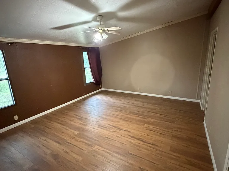 306 County Road 4722 — Photo 10