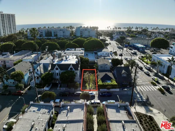 2620 2nd St, Santa Monica, CA 90405