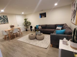 11810 Henry Fleet Dr, Rockville, MD 20854