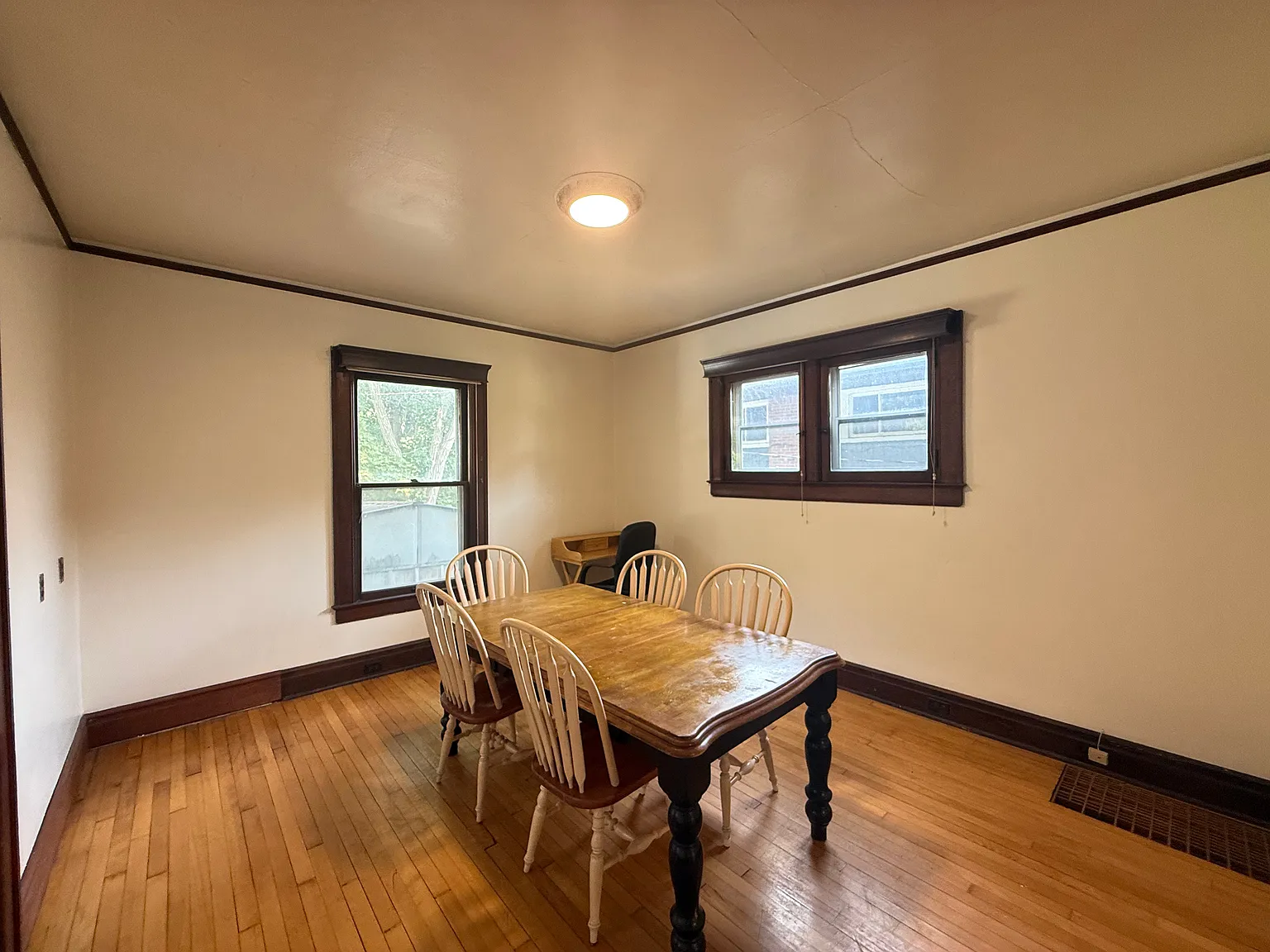 1008 W. Huron Street — Photo 4