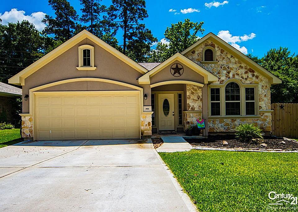 1st image of 301 Augusta Dr