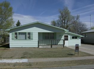 1212 Old Manor Rd, Garden City, KS 67846