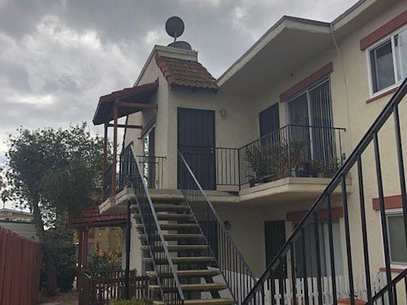 5th image of 1242 Hornblend St APT 8