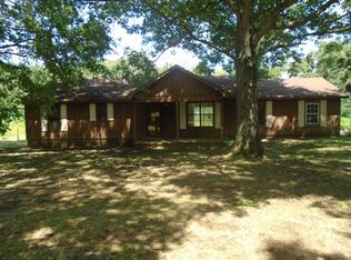 720 Highway 190, Trezevant, TN 38258