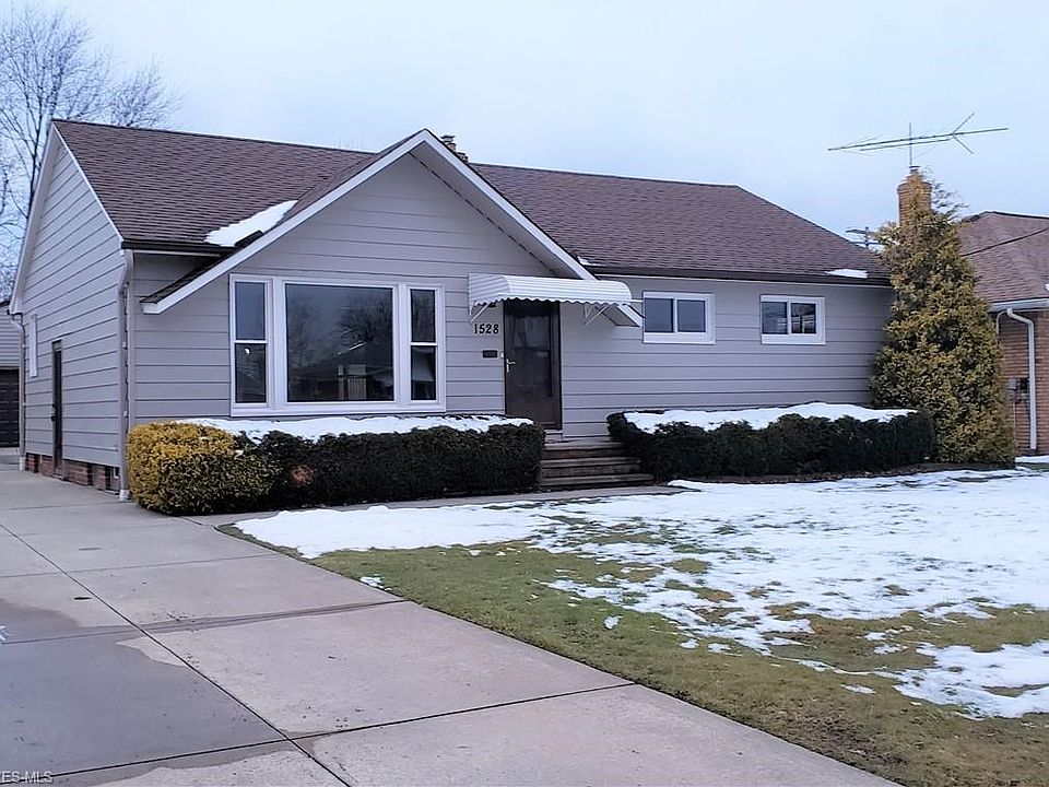 1st image of 1528 Algiers Dr