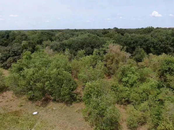 7800 Brazos River Rd #B, Damon, TX 77430