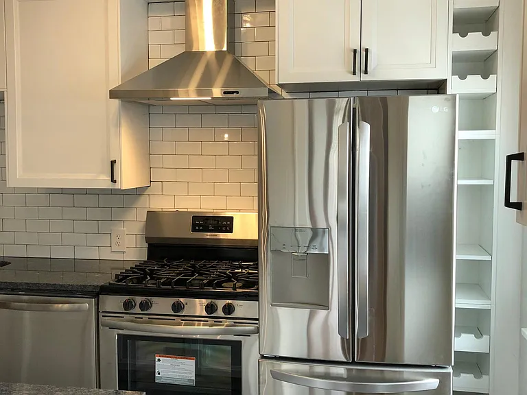 4513 Bryant Ave S #4 — Photo 3