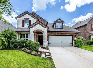 10938 Sarah Bluff Ln, Cypress, TX 77433